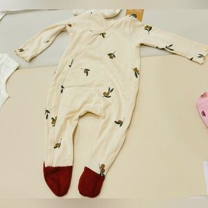 Organic Zoo 3-6m almost new baby clothes